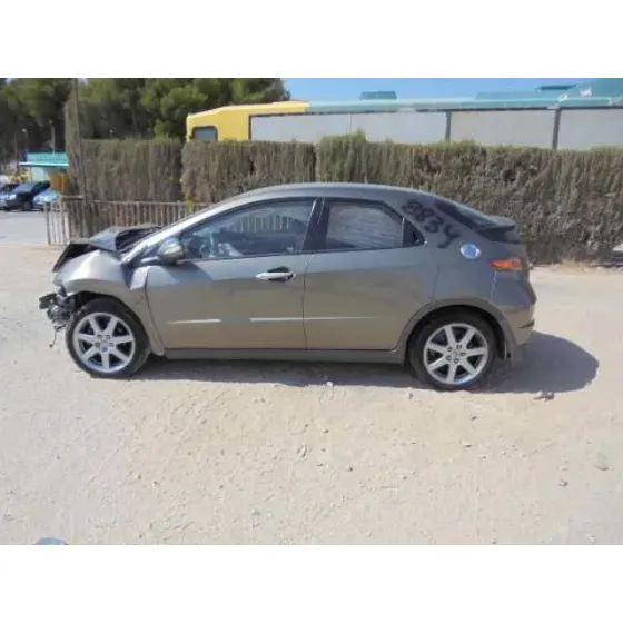 HONDA CIVIC BERLINA 5 (FK) '2007 1.8 COMFORT DORADO