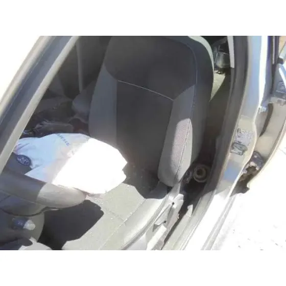 FORD FOCUS LIM. (CB8) '2011 AMBIENTE GRIS