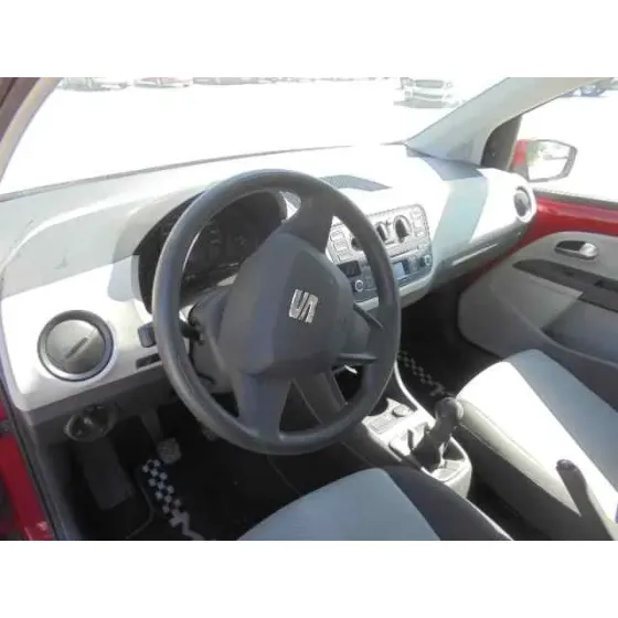 SEAT MII (KF1) '2015 REFERENCE ROJO