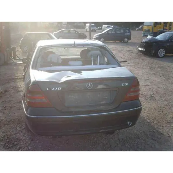 MERCEDES CLASE C (W203) BERLINA '2000 270 CDI (203.016) NEGRO