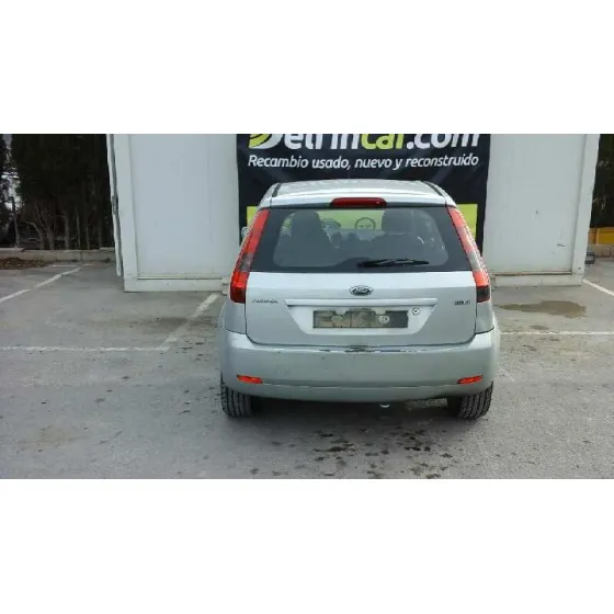 FORD FIESTA (CBK) '2004 TREND VERDE