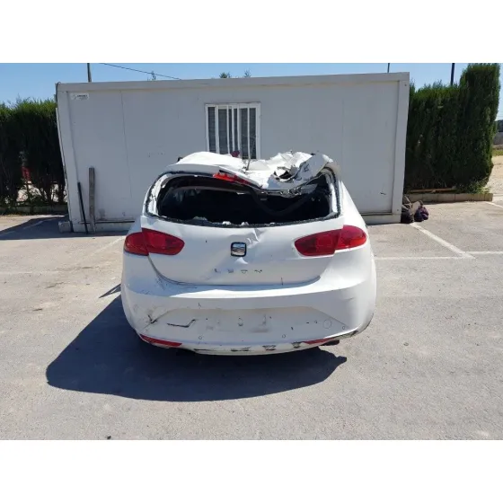 SEAT LEON (1P1) '2010 REFERENCE BLANCO