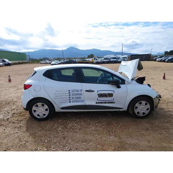 RENAULT CLIO IV '2014 BUSINESS BLANCO