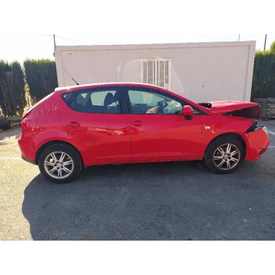 SEAT IBIZA (6J5) '2012 REFERENCE ROJO