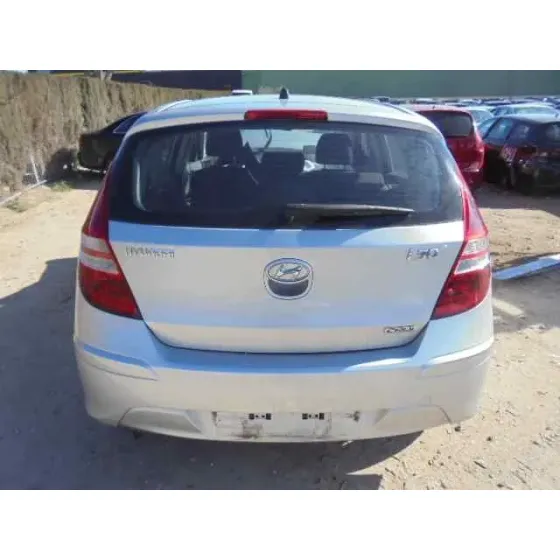 HYUNDAI I30 '2011 CLASSIC GRIS