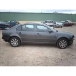 SKODA SUPERB (3U4) SKODA SUPERB (3U4) '2002 CLASSIC GRIS OSCURO 2002