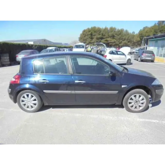 RENAULT MEGANE II BERLINA 5P '2007 AUTHENTIQUE NEGRO