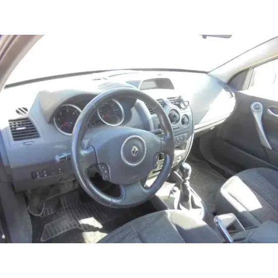 RENAULT MEGANE II BERLINA 5P '2007 AUTHENTIQUE NEGRO