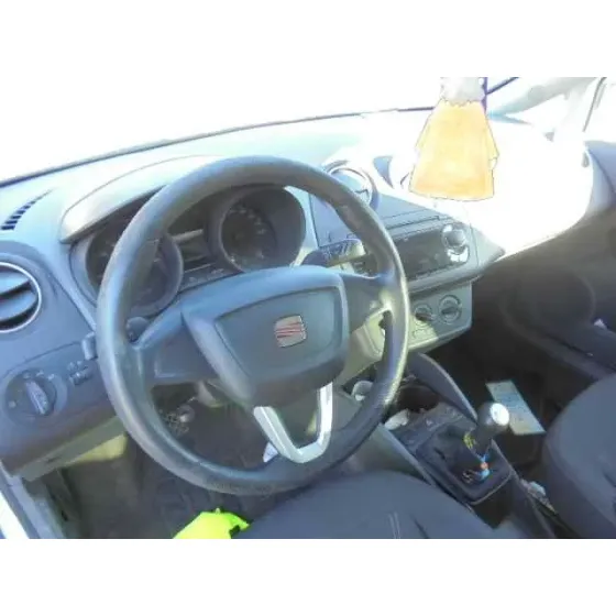SEAT IBIZA (6J5) '2011 REFERENCE BLANCO