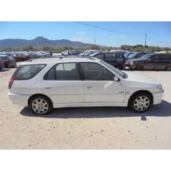 PEUGEOT 306 BREAK '2001 BOULEBARD BLANCO