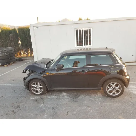MINI MINI (R56) '2010 ONE NEGRO