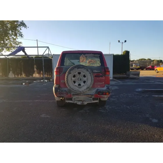 NISSAN TERRANO/TERRANO.II (R20) '2001 S (5-PTAS.) ROJO