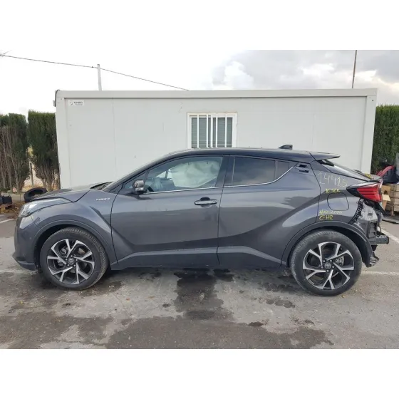 TOYOTA C-HR '2020 HYBRID ADVANCE NEGRO