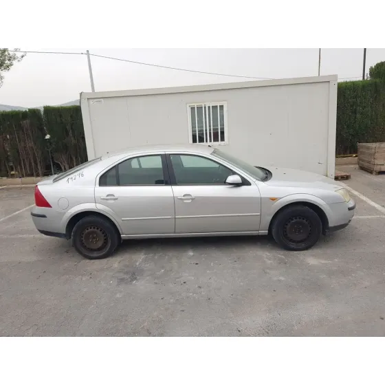 FORD MONDEO BERLINA (GE) '2003 GHIA GRIS