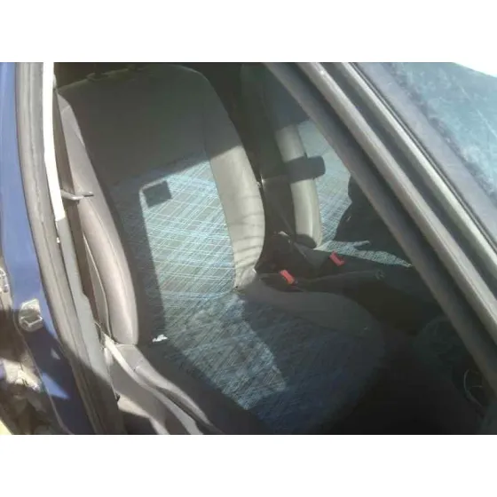 RENAULT CLIO III '2008 AUTHENTIQUE AZUL