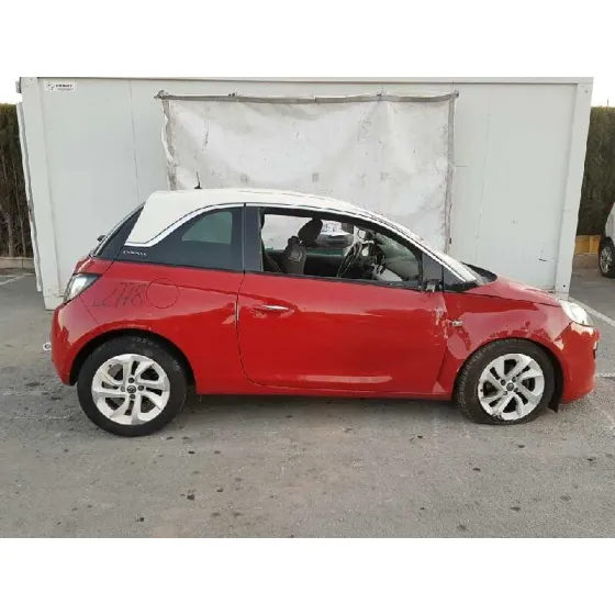 OPEL ADAM '2013 JAM ROJO