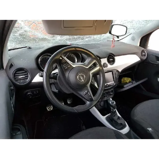 OPEL ADAM '2013 JAM ROJO