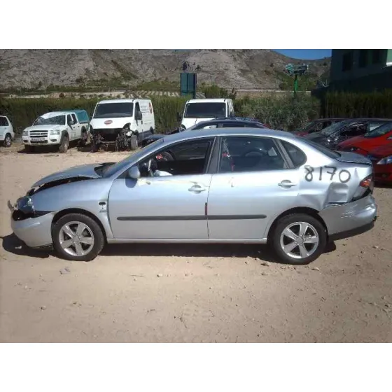 SEAT CORDOBA BERLINA (6L2) '2009 REFERENCE GRIS