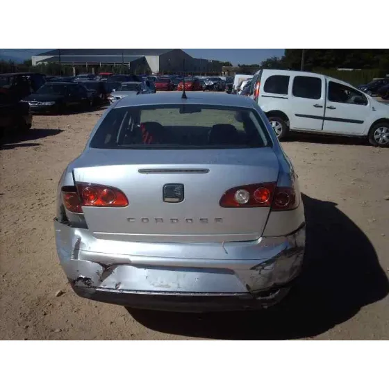 SEAT CORDOBA BERLINA (6L2) '2009 REFERENCE GRIS