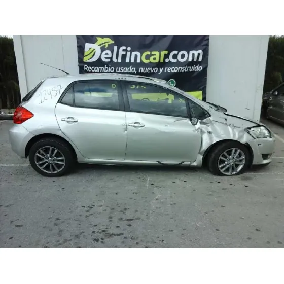 TOYOTA AURIS '2009 LUNA GRIS