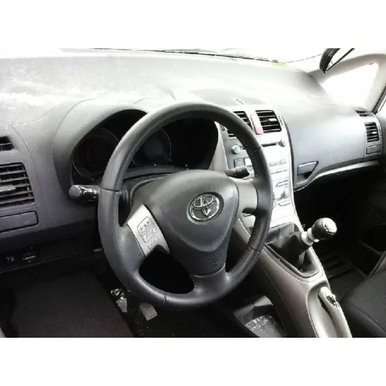 TOYOTA AURIS '2009 LUNA GRIS