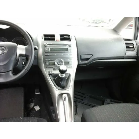 TOYOTA AURIS '2009 LUNA GRIS