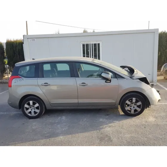 PEUGEOT 5008 '2013 ALLURE GRIS