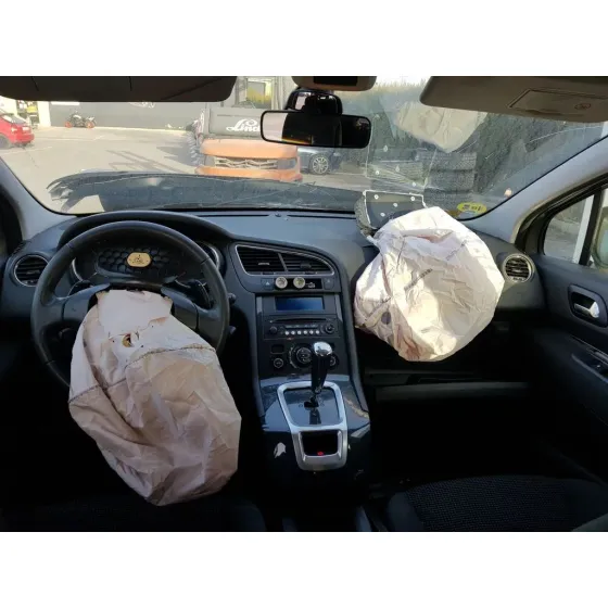 PEUGEOT 5008 '2013 ALLURE GRIS