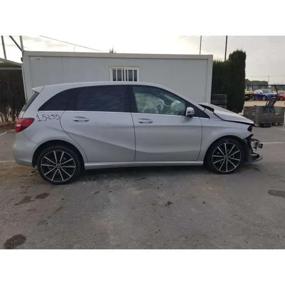 MERCEDES CLASE B (W246) '2017 B 180 CDI (246.212) GRIS