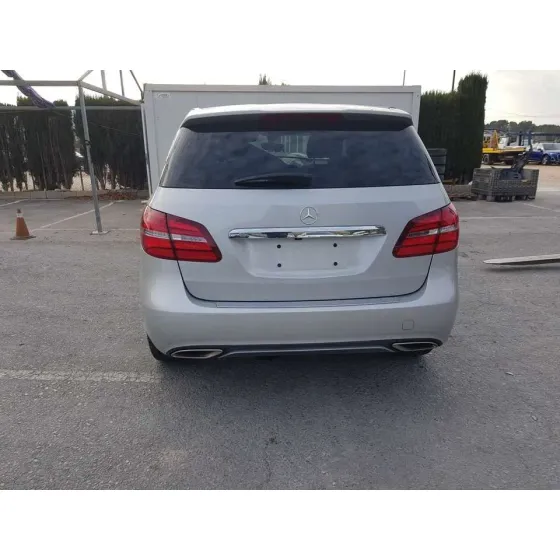 MERCEDES CLASE B (W246) '2017 B 180 CDI (246.212) GRIS
