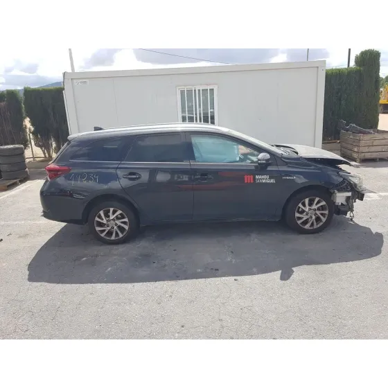 TOYOTA AURIS TOURING SPORTS (E18) '2018 HYBRID ACTIVE NEGRO