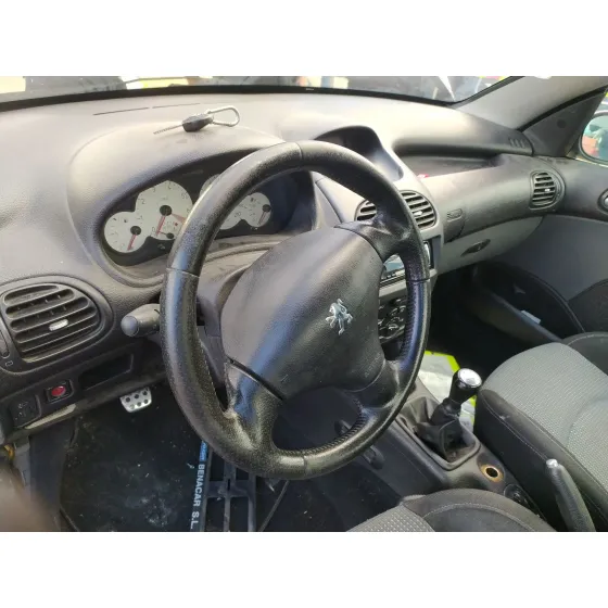 Peugeot 206 CC (2D) 2000