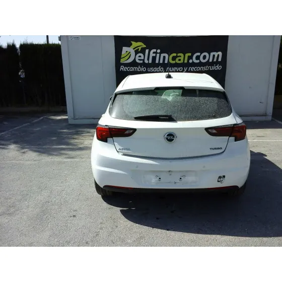 OPEL ASTRA K LIM. 5TÜRIG '2016 DYNAMIC BLANCO