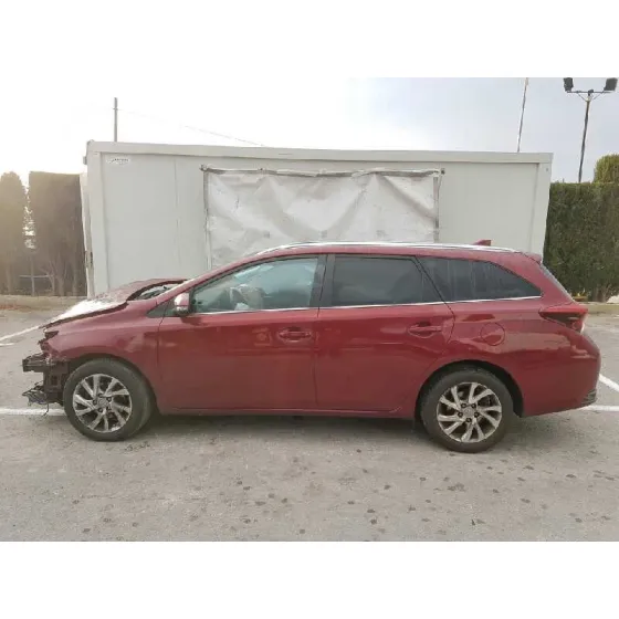 TOYOTA AURIS TOURING SPORTS (E18) '2018 ACTIVE GRANATE