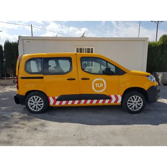 CITROEN BERLINGO '2022 FEEL M 5P AMARILLO