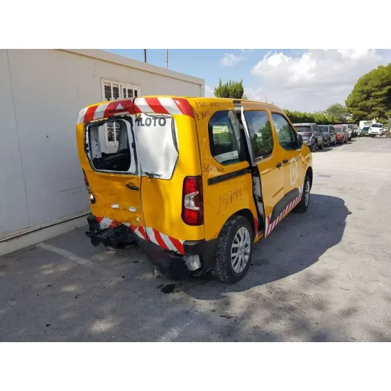 CITROEN BERLINGO '2022 FEEL M 5P AMARILLO