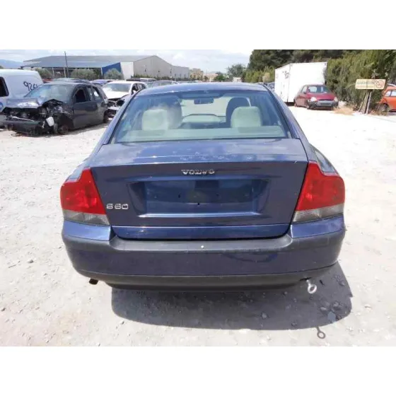 VOLVO S60 BERLINA '2003 2.4 (125KW) AZUL