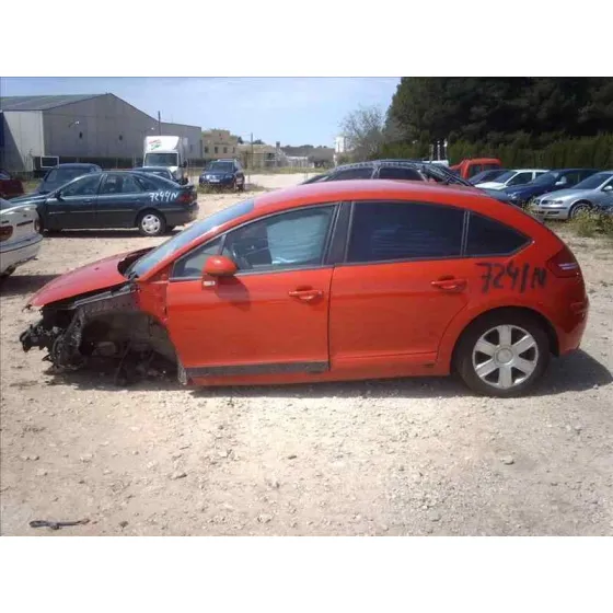 CITROEN C4 BERLINA '2006 COLLECTION ROJO
