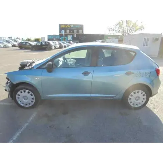 SEAT IBIZA (6J5) '2010 REFERENCE VERDE