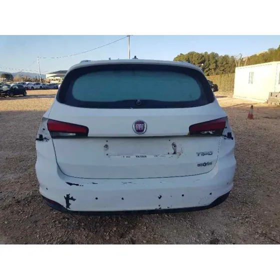 FIAT TIPO II (357) FAM '2018 LOUNGE BLANCO