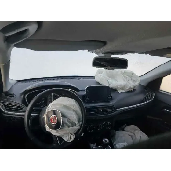 FIAT TIPO II (357) FAM '2018 LOUNGE BLANCO