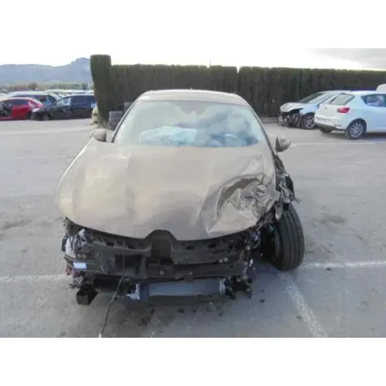 RENAULT MEGANE IV '2016 5 PUERTAS MARRON