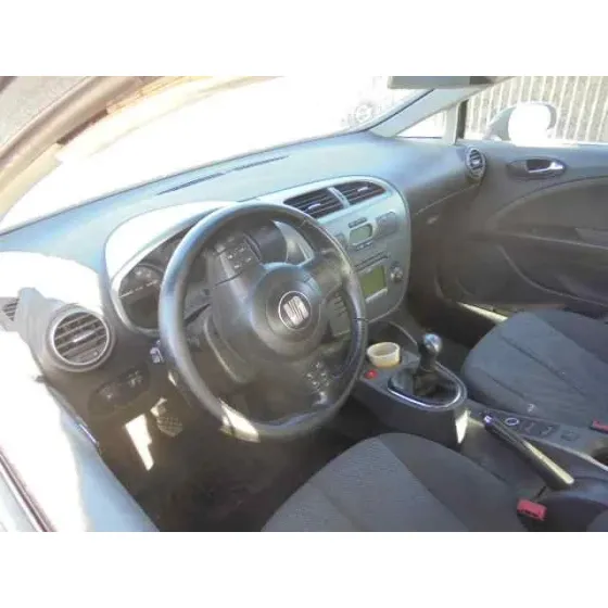 SEAT LEON (1P1) '2007 STYLANCE / STYLE NEGRO