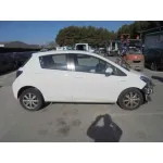 TOYOTA YARIS '2014 HSD ACTIVE BLANCO