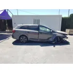 TOYOTA AVENSIS TOURING SPORTS '2016 ADVANCE GRIS OSCURO