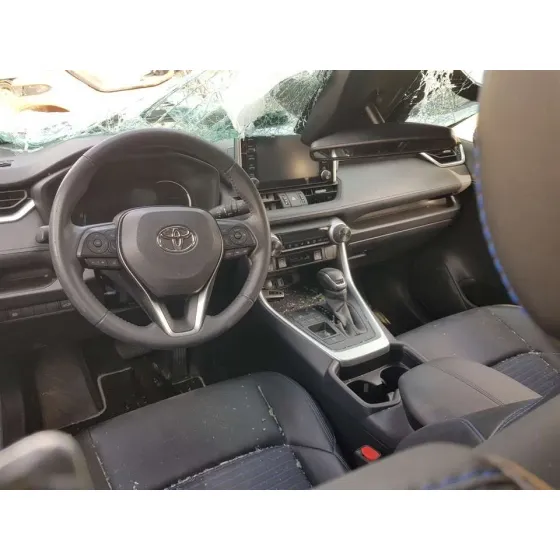 TOYOTA RAV4 '2021 HYBRID 4X2 ADVANCE BLANCO