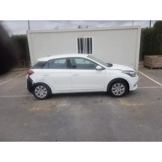 HYUNDAI I20 '2017 CLASSIC BLANCO