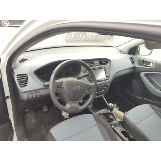 HYUNDAI I20 '2017 CLASSIC BLANCO
