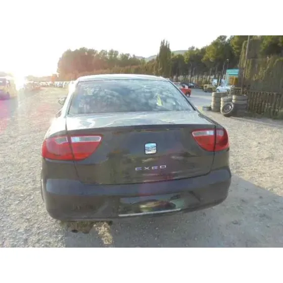 SEAT EXEO BERLINA (3R2) '2009 REFERENCE NEGRO