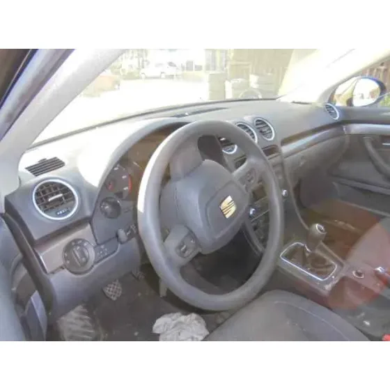 SEAT EXEO BERLINA (3R2) '2009 REFERENCE NEGRO